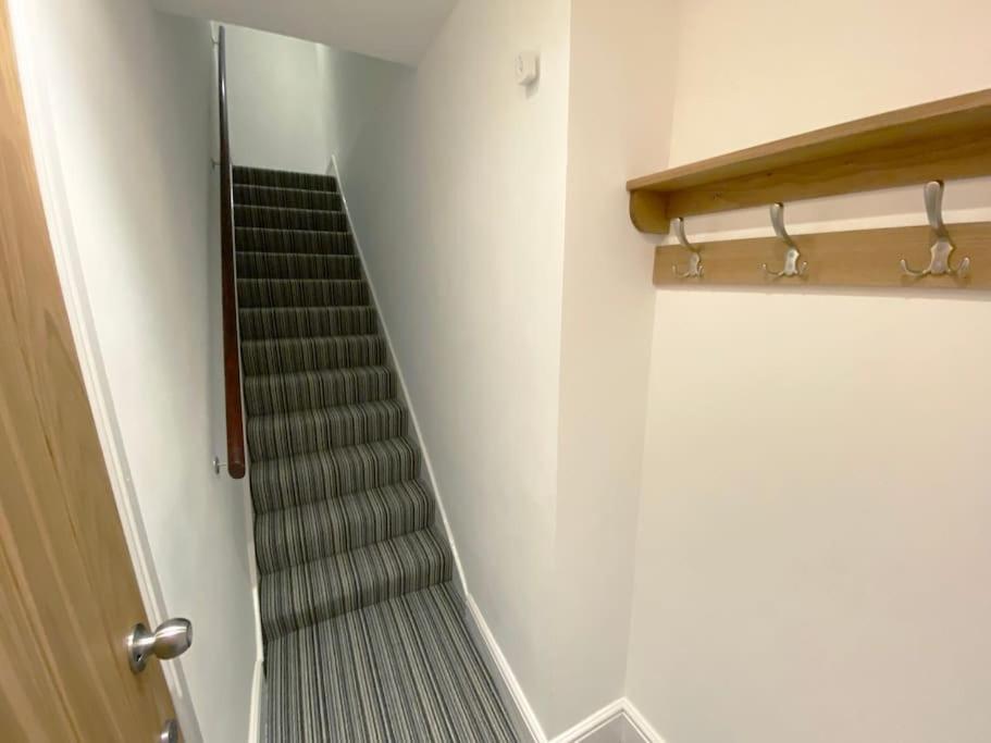 Central Llandudno, Private Parking Near To Beach, Pier & Shops Exterior foto