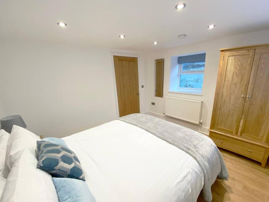 Central Llandudno, Private Parking Near To Beach, Pier & Shops Exterior foto